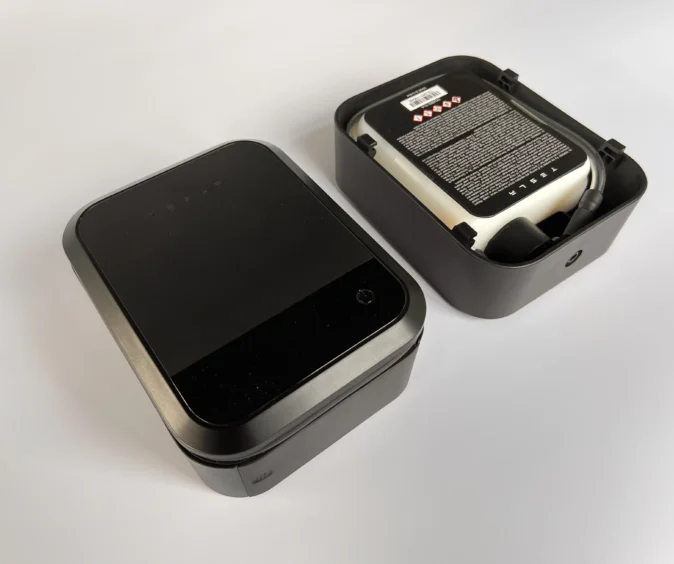 ОРИГІНАЛЬНИЙ компресор Tesla Air Compressor + Tire Repair Kit 3.0 New