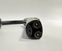 Перехідник CHAdeMO для зарядки американської Tesla