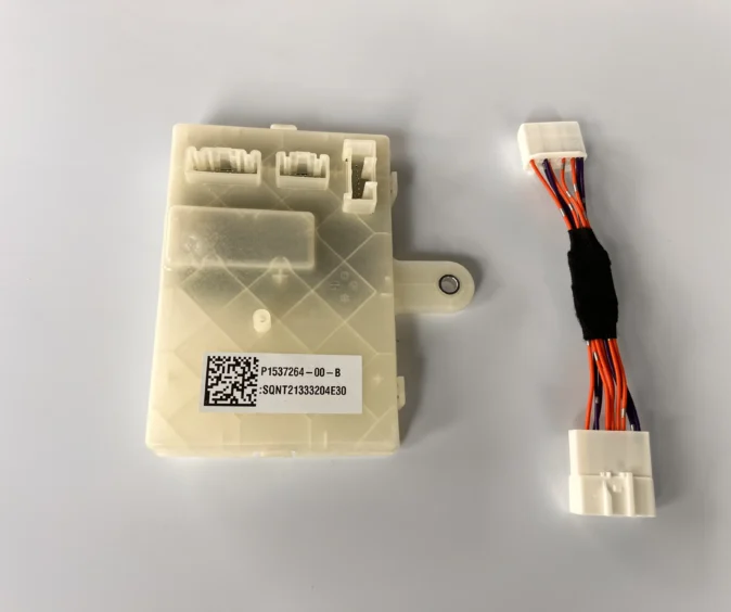 Блок ретрофіт та шлейф для активації швидкого заряджання на Tesla 3/Y. Оригінал.