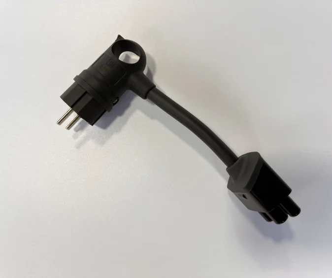 Адаптер, перехідник на 16А для оригінальної зарядки Tesla Mobile Connector Gen2, БЕЗ ЗАЗЕМЛЕННЯ.