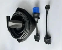 Комплект : Оригінальна зарядка Tesla Mobile Connector Gen2, 32A, USA, (вживана) + адаптер 32А + адаптер 16А + сумка.