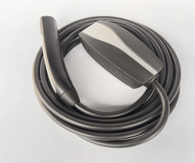 Зарядка Tesla Mobile Connector Gen2, 32A, 7 кВт. Оригінал. Уцінка.