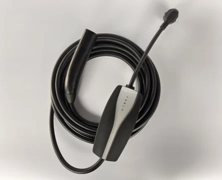 Комплект : Оригінальна зарядка Tesla Mobile Connector Gen2, 32A, USA, (нова) + адаптер 16А.