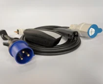 Комплект : Оригінальна зарядка Tesla Mobile Connector Gen2, 32A, USA, (вживана) + адаптер 32А + адаптер 32А-16А.