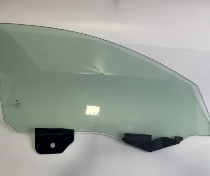 Нове оригінальне бокове праве переднє скло Tesla Model Y