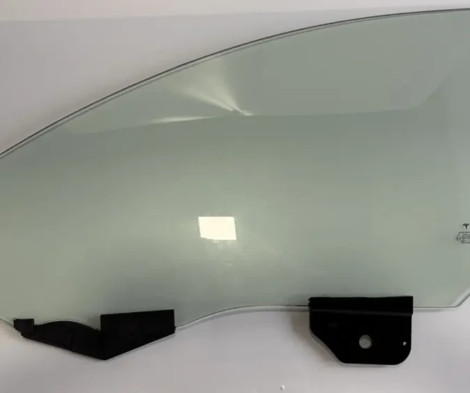 Нове оригінальне бокове ліве переднє скло Tesla Model Y