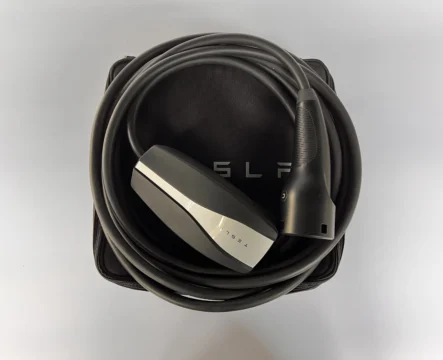 Комплект: Зарядка Tesla Mobile Connector Gen2, 32А, 7кВт, Європа + сумка.