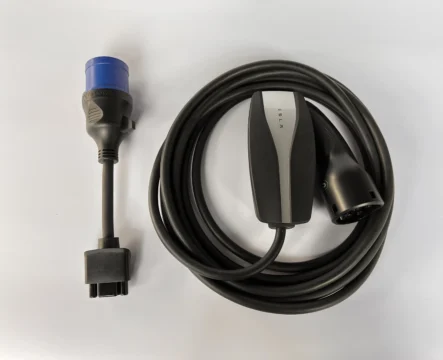 Комплект: Зарядка Tesla Mobile Connector Gen2, 32А, 7кВт, Європа + адаптер 32А.