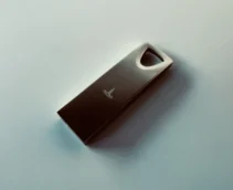 Оригінальна флешка Тесла USB 3.1 на 128 Gb