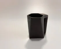 Фірмова чашка Tesla в стилі Cybertruck