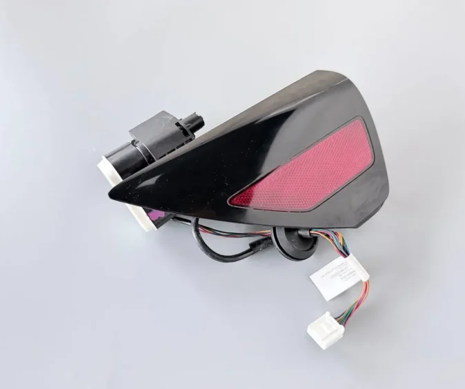 ОРИГІНАЛ!!! ЛЮЧОК зарядного порта Tesla Model 3 | Y