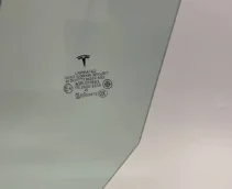 СКЛО ліве подвійне TESLA Model 3 | 3 HIGHLAND (2022 - 2023) ОРИГІНАЛ !