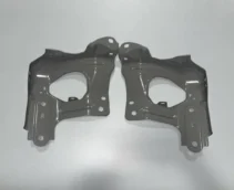 Кронштейн лівий|правий /кріплення переднього крила/ Tesla Model Y JUNIPER