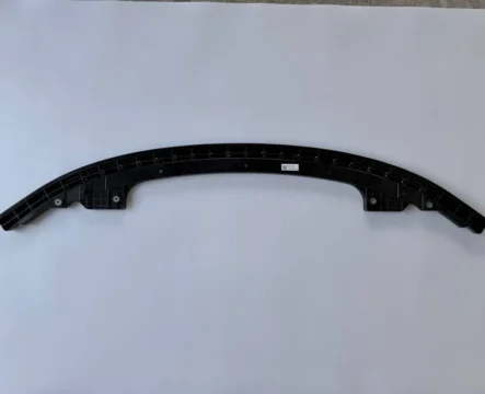 ПІДСИЛЮВАЧ нижній переднього бампера Tesla Model 3 HIGHLAND (САБЛЯ)