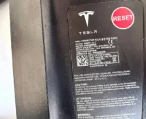 Tesla Wall Connector Gen 2 Limited Edition Black | Європа | Оригінал