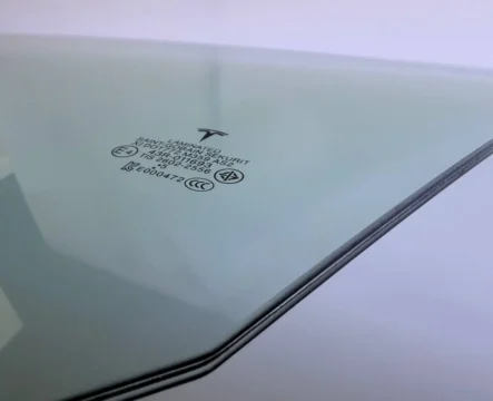 СКЛО ліве подвійне TESLA Model 3 | 3 HIGHLAND (2022 - 2023) ОРИГІНАЛ