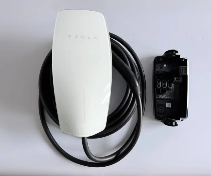 Оригінальна зарядна станція Tesla Wall Connector Gen 3 Європа | 22 кВт | 3 фази | Гарантія
